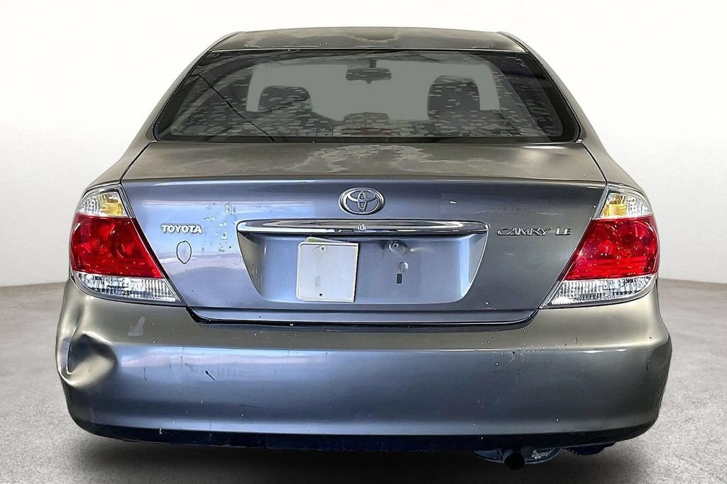 Used 2006 Toyota Camry LE FWD image 5