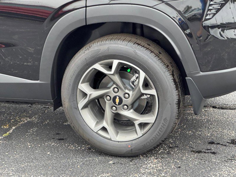 New 2026 Chevrolet Trax LT w/ Driver Confidence Package image 4