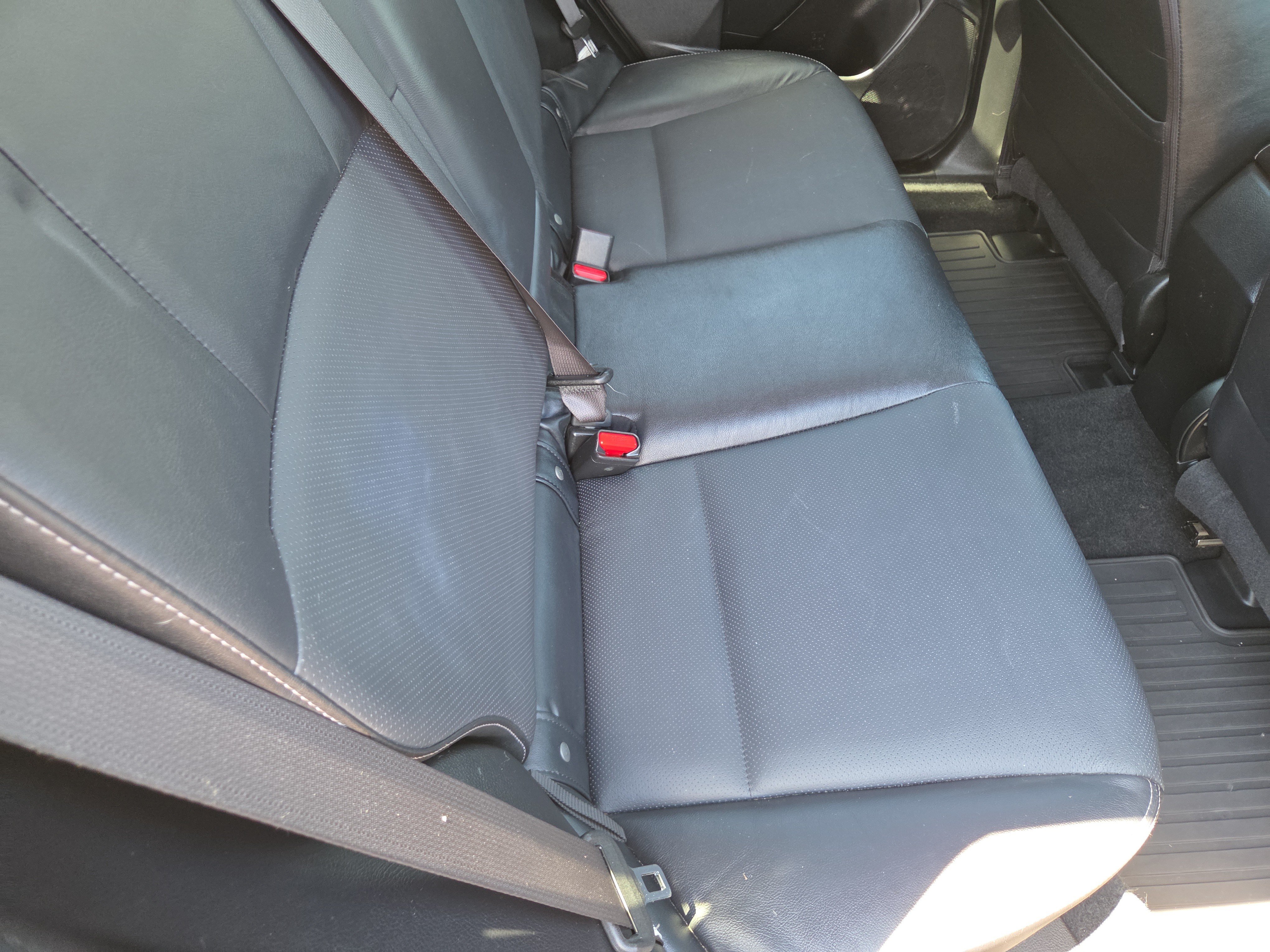 Used 2015 Subaru Forester 2.5i Touring AWD/4WD image 20