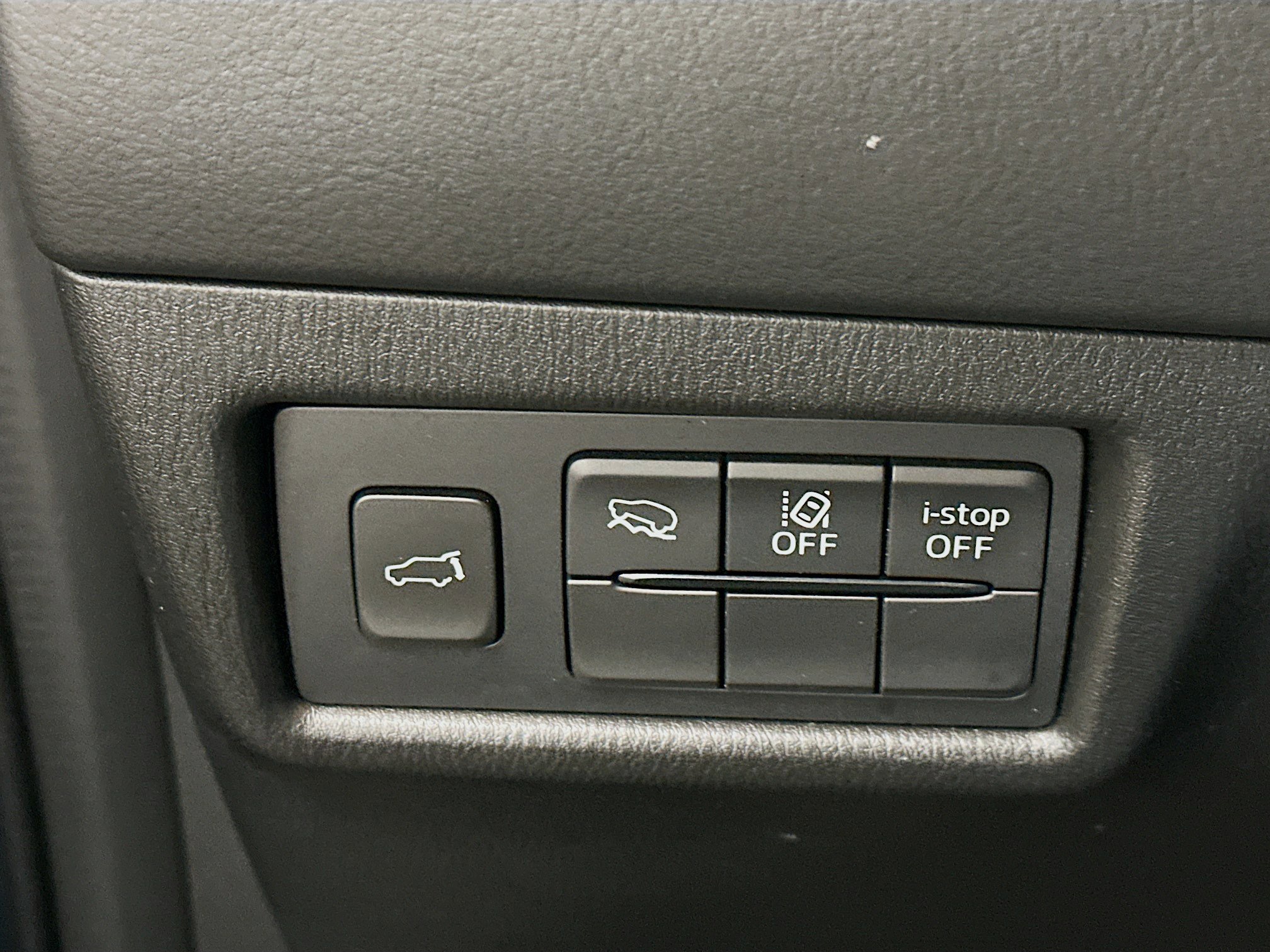 Used 2025 MAZDA CX-5 Carbon Edition image 17