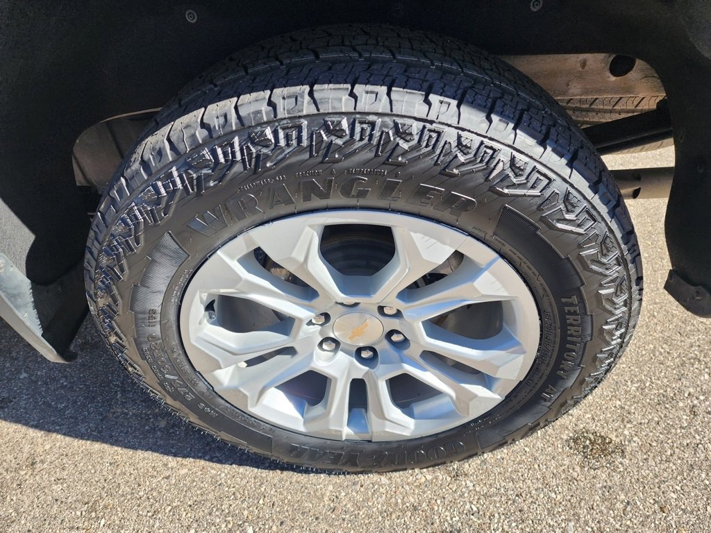 Certified 2024 Chevrolet Silverado 1500 LTZ w/ Technology Package image 9