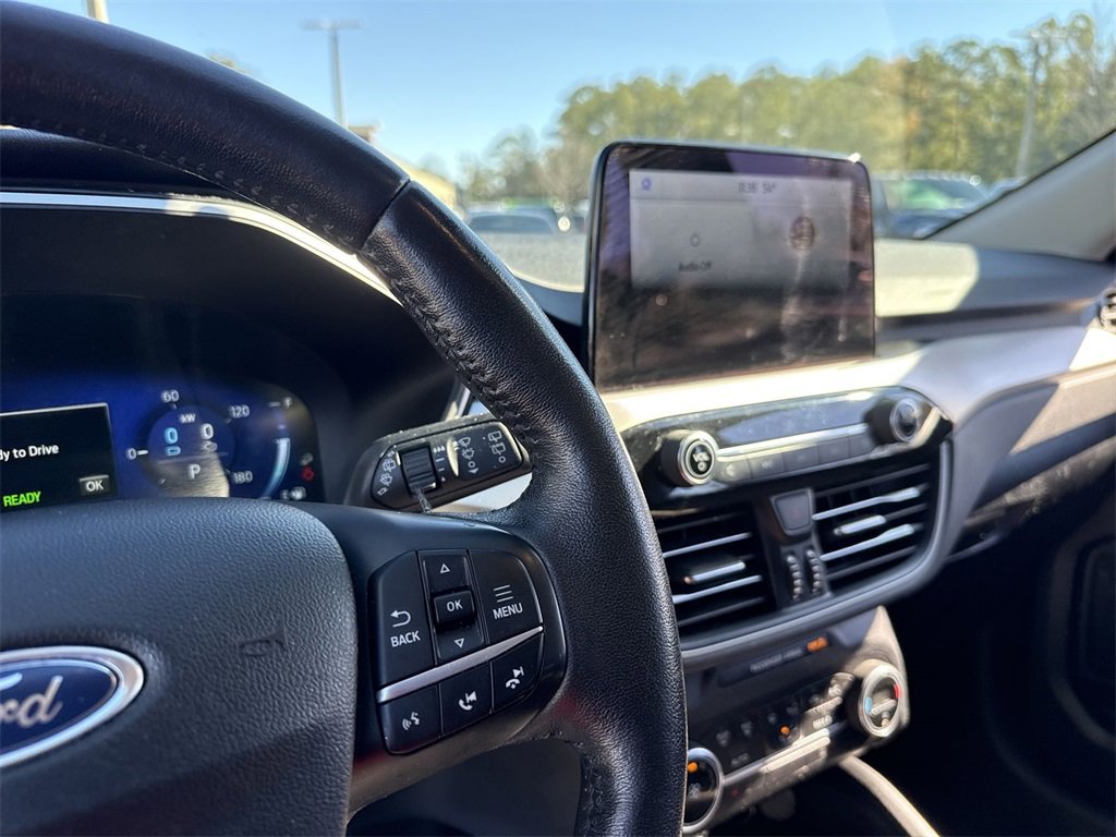 Used 2020 Ford Escape SE Sport image 14