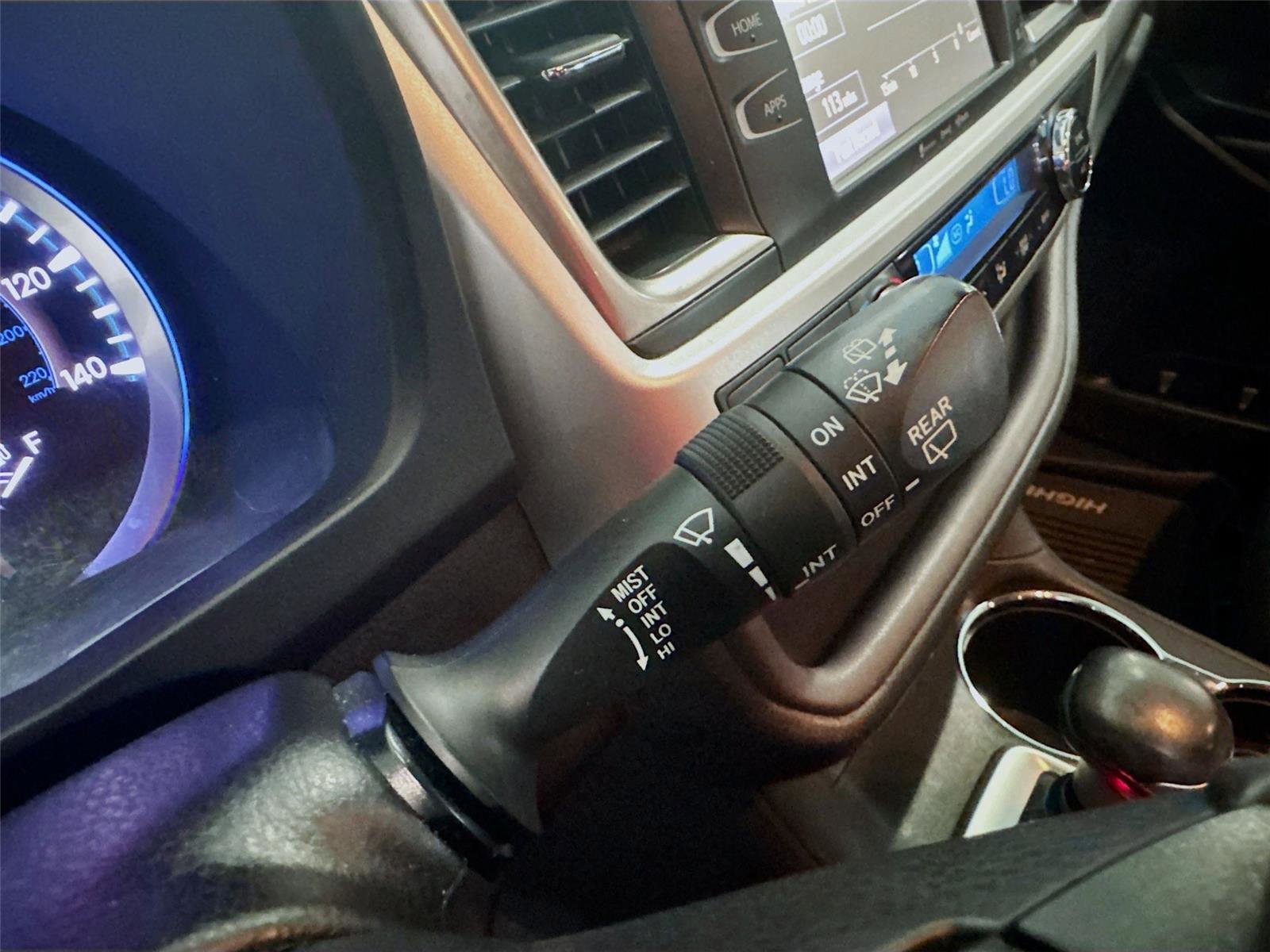 Used 2019 Toyota Highlander XLE image 6