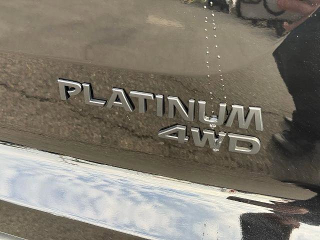 New 2025 Nissan Pathfinder Platinum image 8