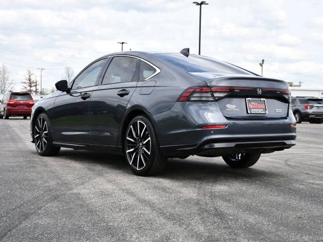 Used 2024 Honda Accord Touring image 5