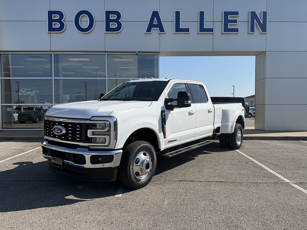 New 2026 Ford F350 Lariat w/ Lariat Premium Package