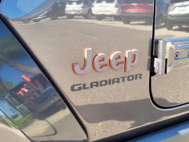 Used 2021 Jeep Gladiator Mojave image 11