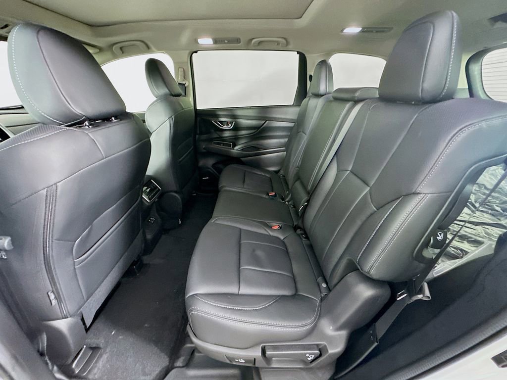 New 2025 Subaru Ascent Limited w/ Popular Package #2 image 32