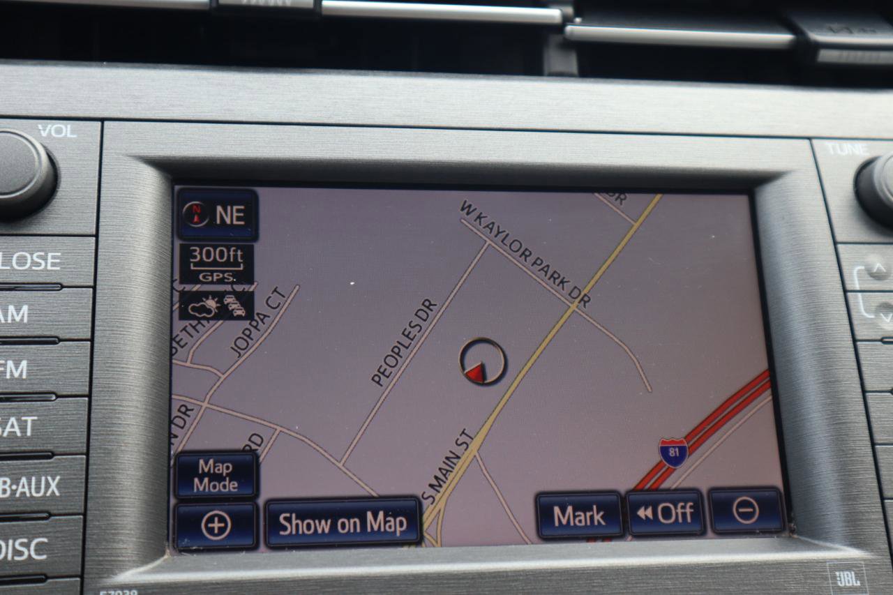 Used 2015 Toyota Prius Four w/ Deluxe Solar Roof Package image 80