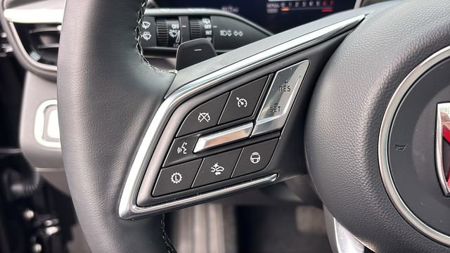 Used 2026 Buick Enclave Avenir w/ Super Cruise Package AWD/4WD image 19