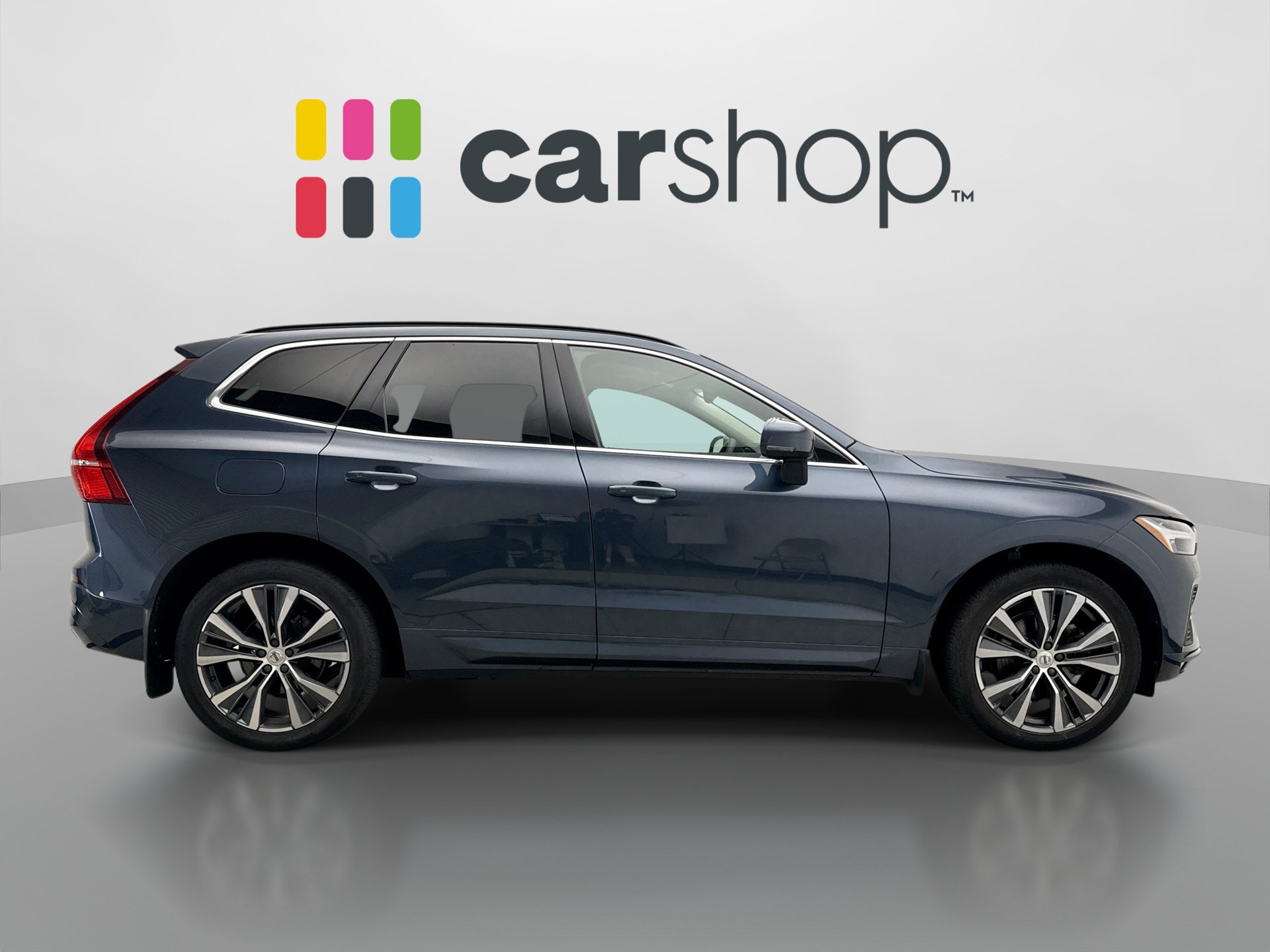 Used 2022 Volvo XC60 B5 Momentum w/ Climate Package AWD/4WD image 6