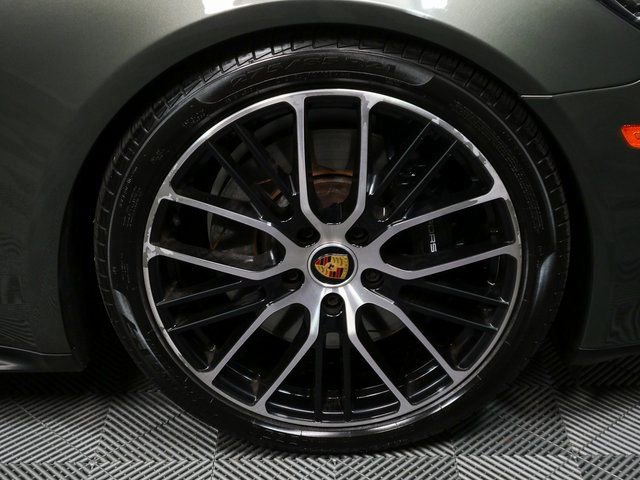 Certified 2023 Porsche Panamera GTS image 40