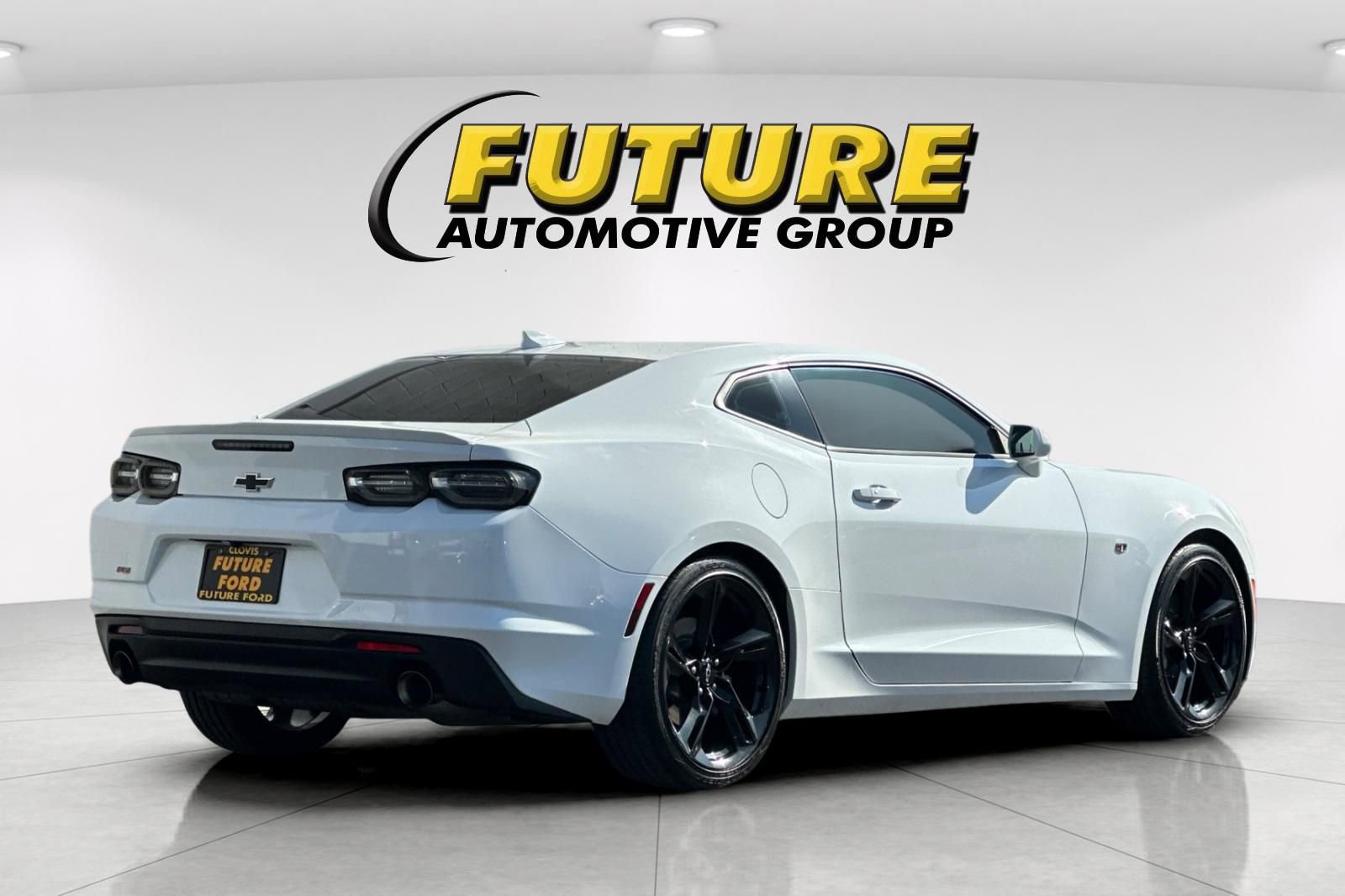 Used 2021 Chevrolet Camaro LT w/ RS Package image 3