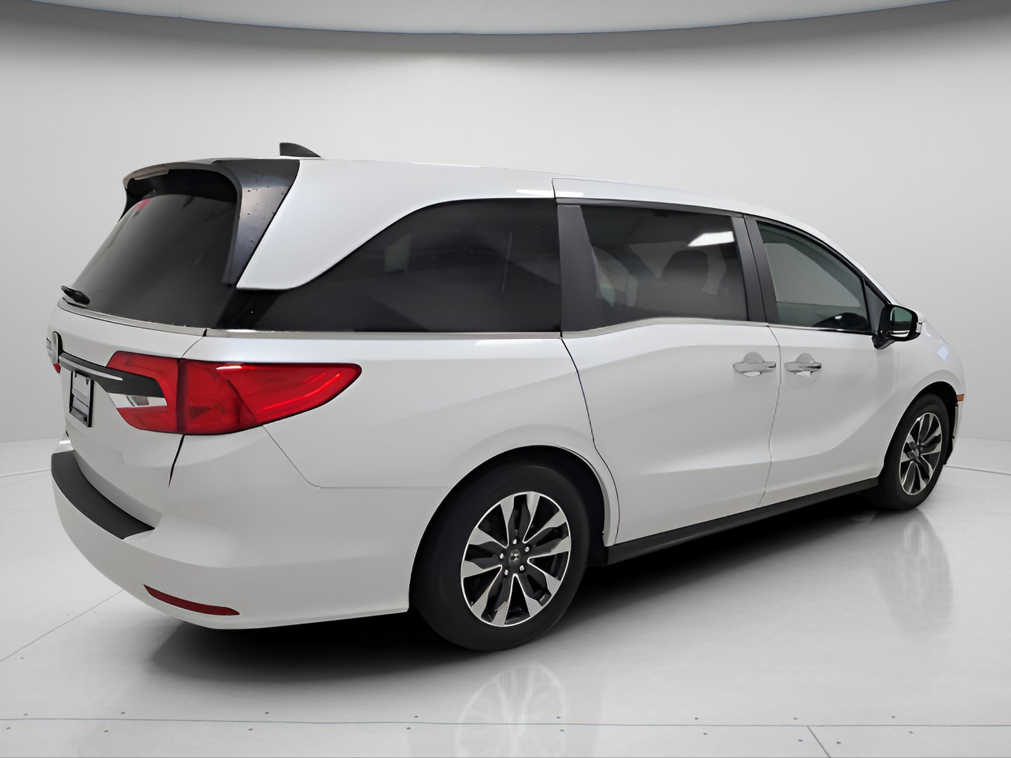 Certified 2024 Honda Odyssey EX-L image 6