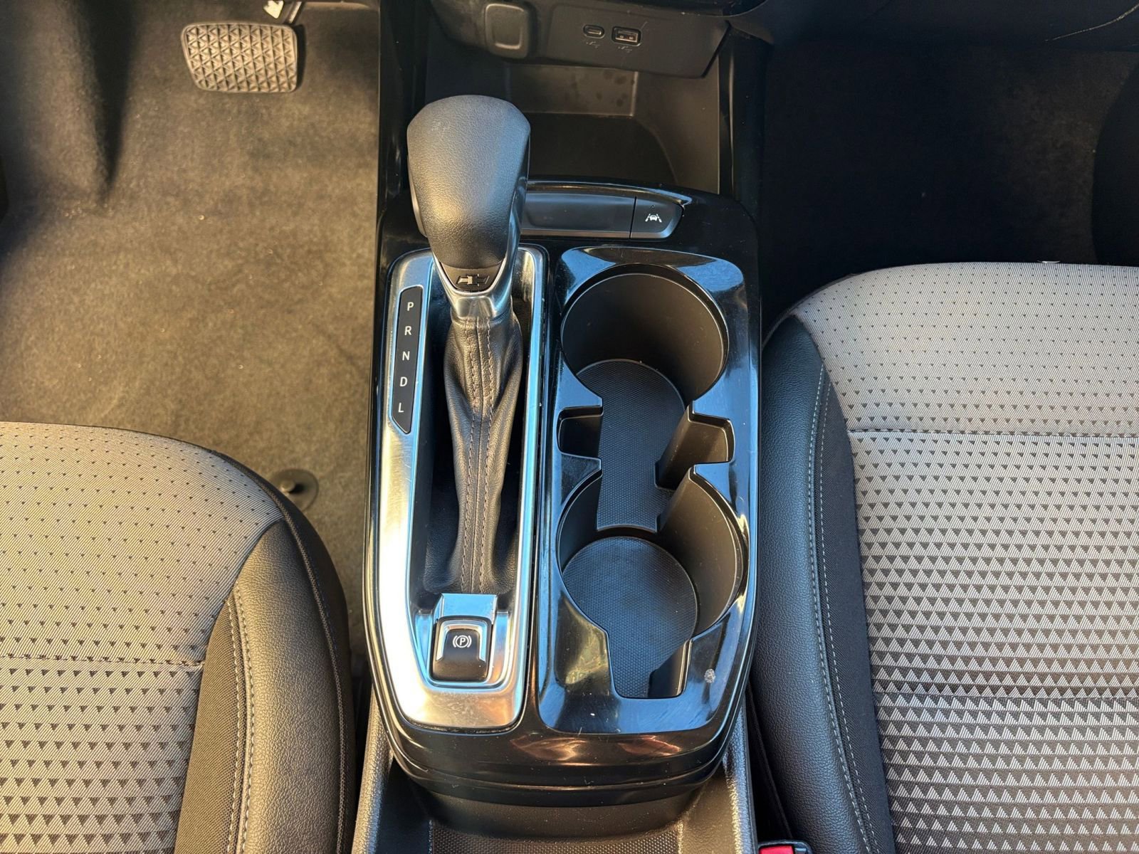 Used 2025 Chevrolet Trax LT image 41