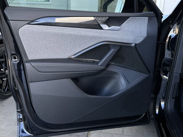New 2026 Volkswagen Tiguan S image 9