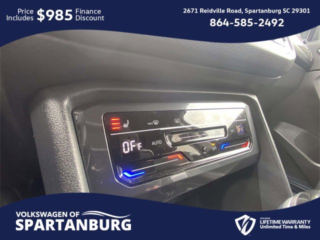 Used 2023 Volkswagen Tiguan SE image 30