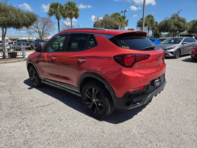 Used 2024 Buick Encore GX Sport Touring image 9