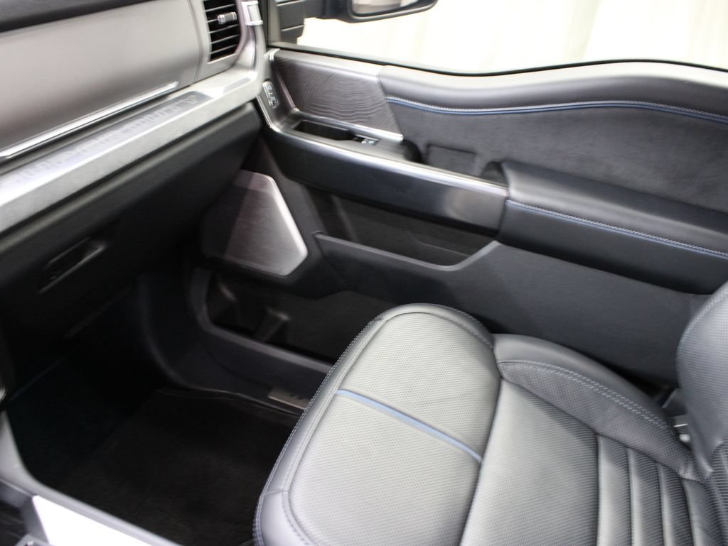 Used 2025 Ford F350 Platinum AWD/4WD image 39