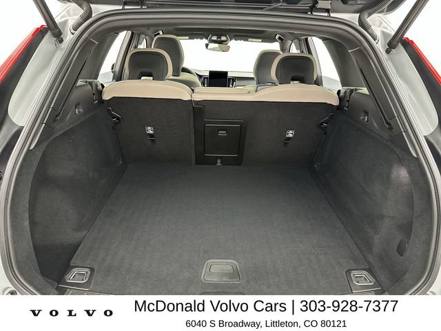 Used 2026 Volvo XC60 B5 Plus w/ Climate Package AWD/4WD image 24