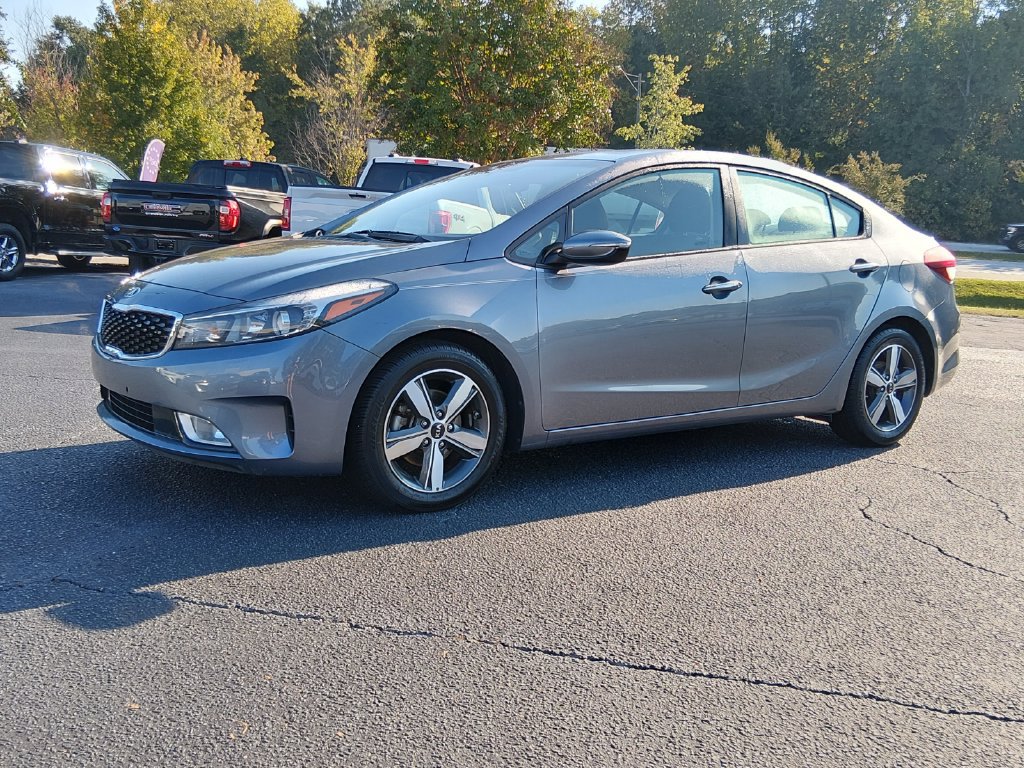 Used 2018 Kia Forte S w/ S Technology Plus Package FWD image 8
