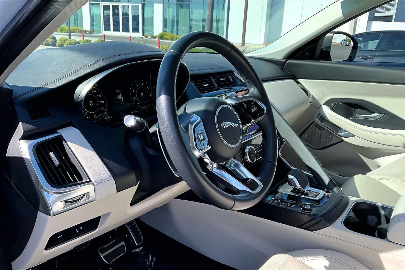 Used 2022 Jaguar E-PACE SE AWD/4WD image 17