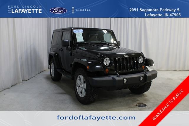 Used 2012 Jeep Wrangler Sahara w/ Connectivity Group AWD/4WD image 1