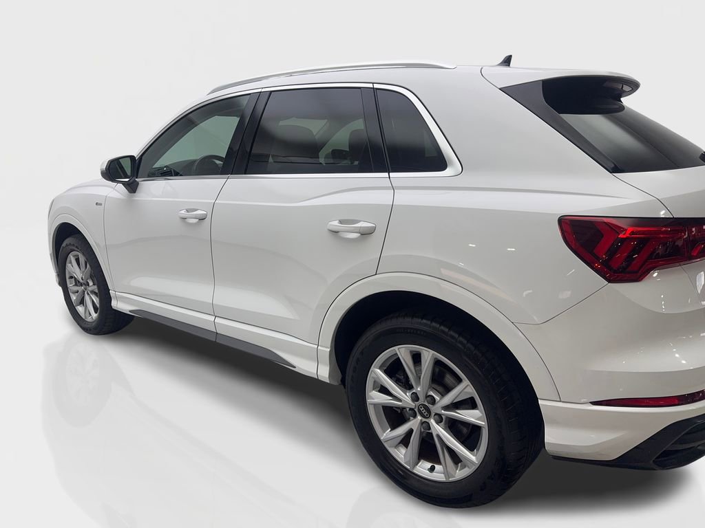 Used 2022 Audi Q3 2.0T Premium w/ Convenience Package image 14