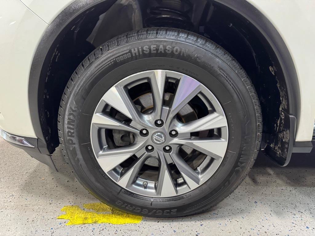 Used 2016 Nissan Murano S AWD/4WD image 23