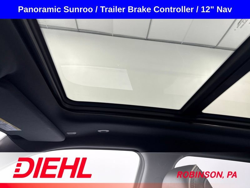 Used 2022 RAM 1500 Limited w/ Body Color Bumper Group AWD/4WD image 40