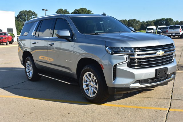 Used 2024 Chevrolet Tahoe LT RWD image 3