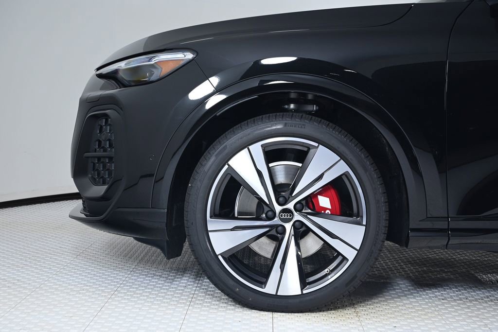 New 2025 Audi SQ5 Premium Plus image 28