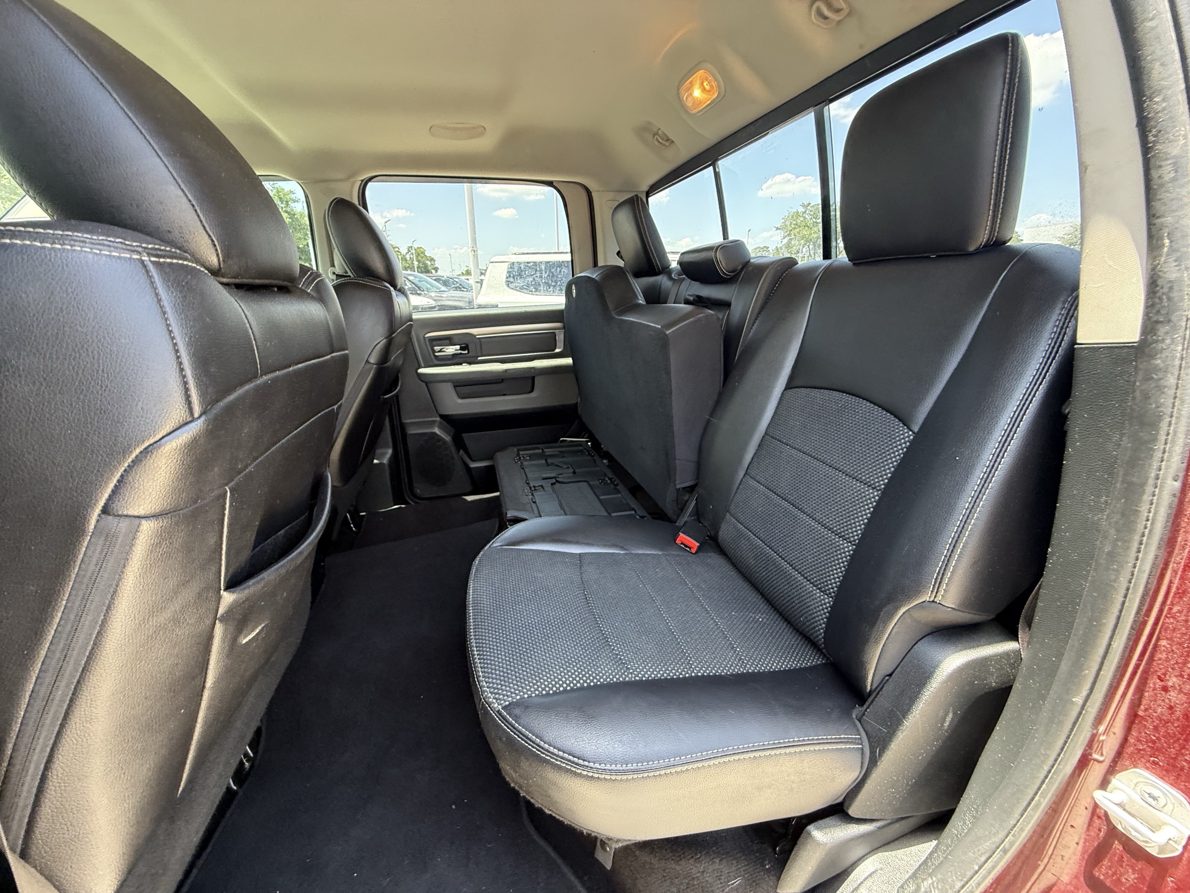 Used 2017 RAM 1500 Lone Star AWD/4WD image 27