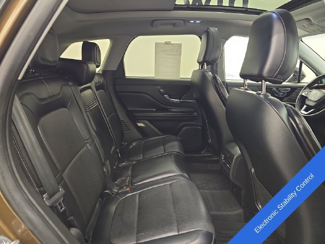 Used 2022 Lincoln Corsair Reserve w/ Elements Package AWD/4WD image 13