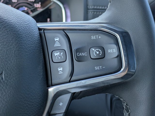 New 2026 RAM 2500 Laramie AWD/4WD image 31