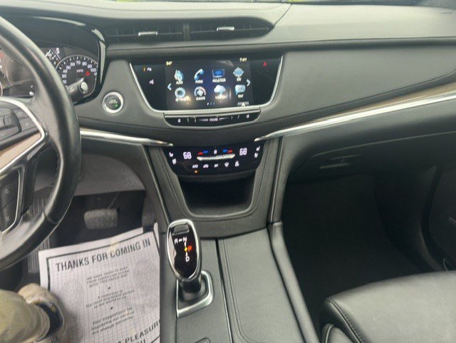 Used 2019 Cadillac XT5 Platinum AWD/4WD image 20