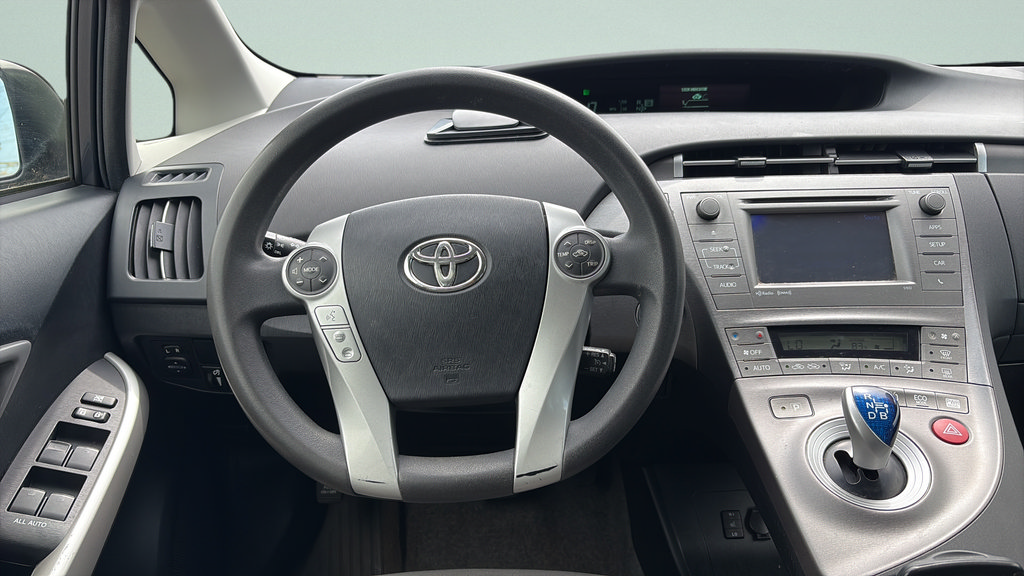 Used 2015 Toyota Prius Prime Plug-In Hybrid FWD image 12