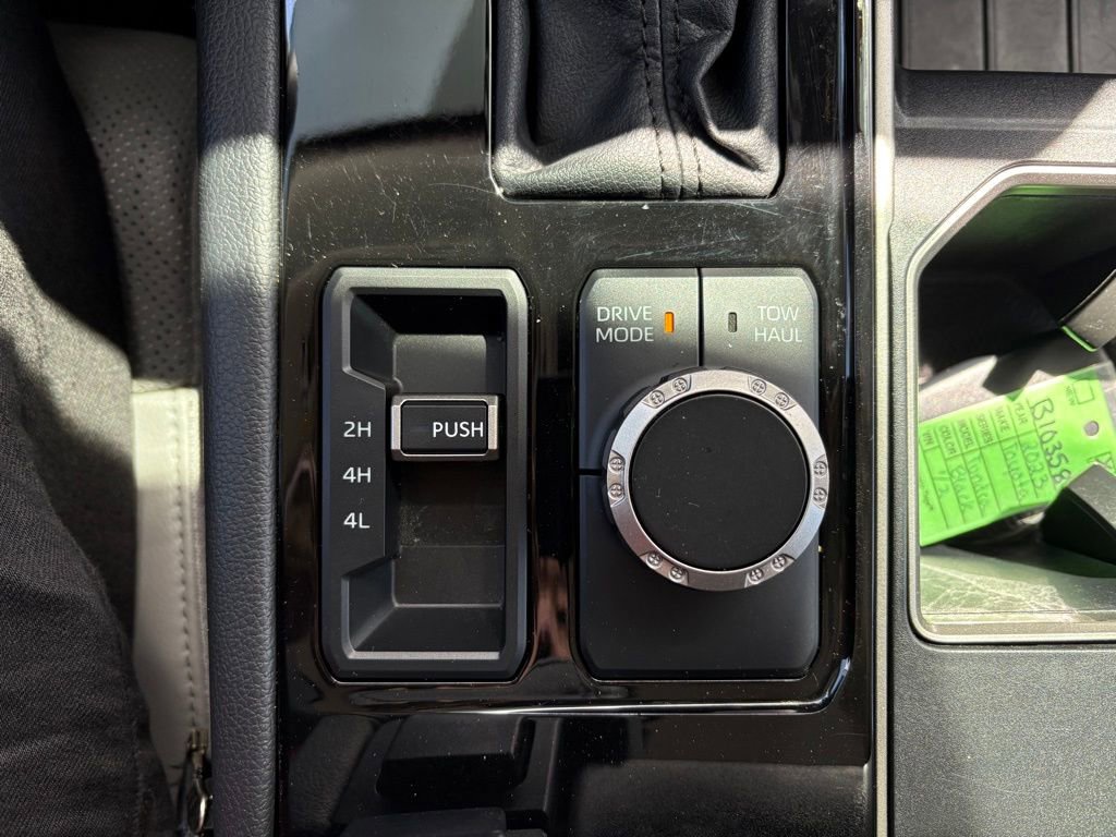 Used 2023 Toyota Tundra Limited AWD/4WD image 27