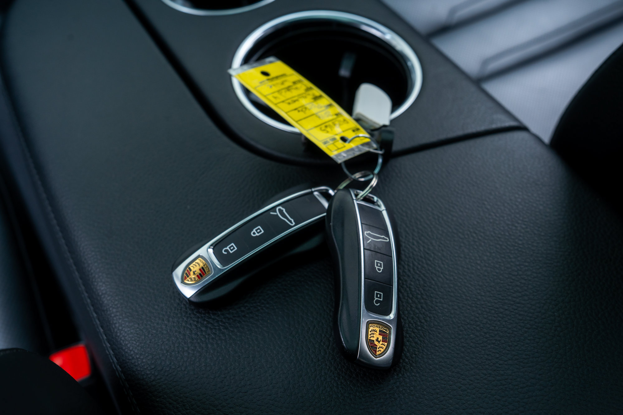 Used 2018 Porsche Panamera 4 AWD/4WD image 14