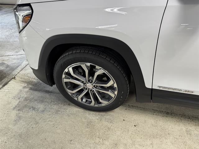 Certified 2019 GMC Terrain SLT w/ Preferred Package AWD/4WD image 10
