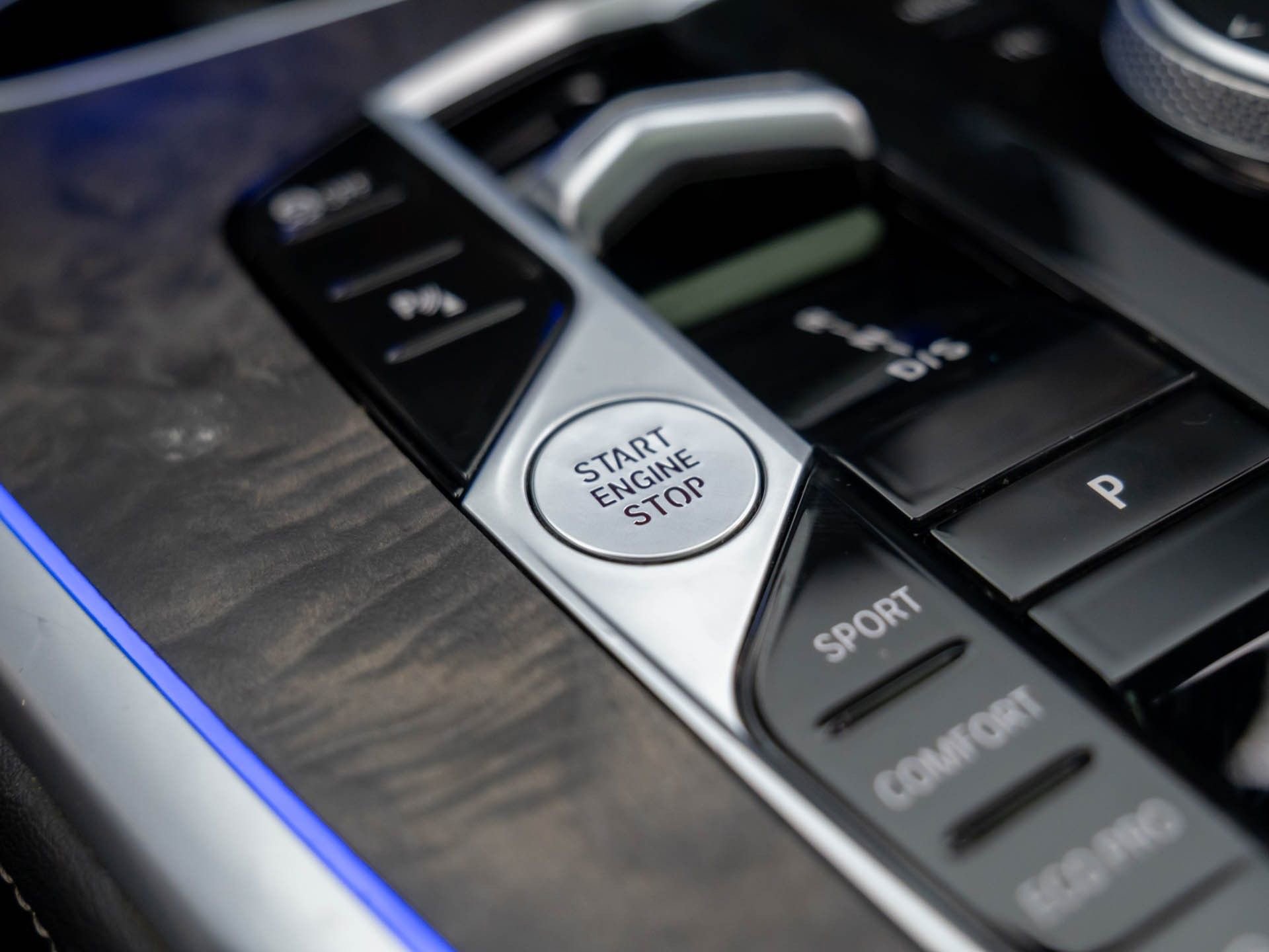 Used 2023 BMW X7 xDrive40i w/ M Sport Package image 24