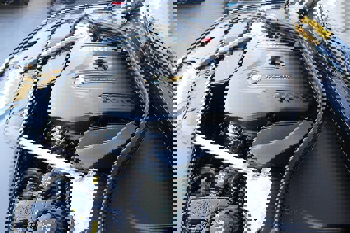 Used 2019 BMW 530i xDrive image 36