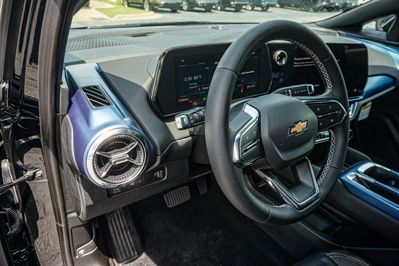 New 2026 Chevrolet Equinox EV LT FWD image 30