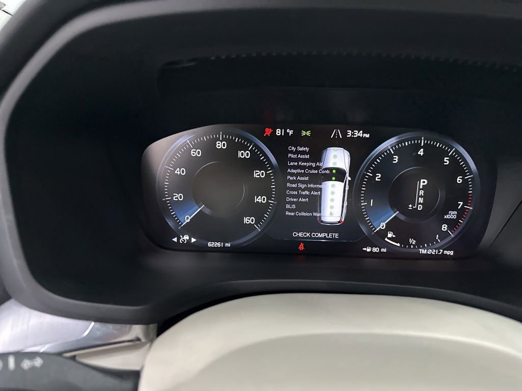 Used 2020 Volvo V60 T5 Momentum FWD image 7
