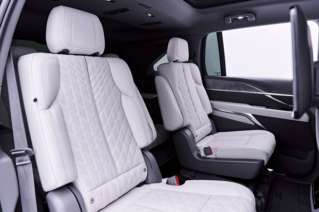 Used 2026 Cadillac Escalade IQ Sport 1 w/ LPO, Etrunk Organizer Package AWD/4WD image 58