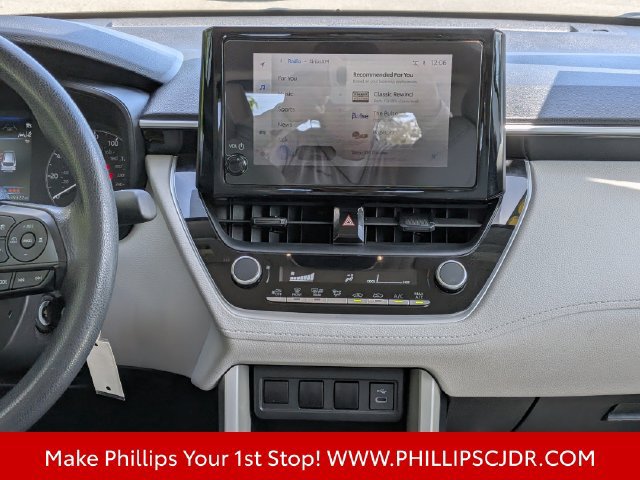 Used 2024 Toyota Corolla Cross L FWD image 15