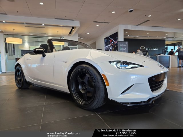 New 2026 MAZDA MX-5 Miata Club RWD image 1