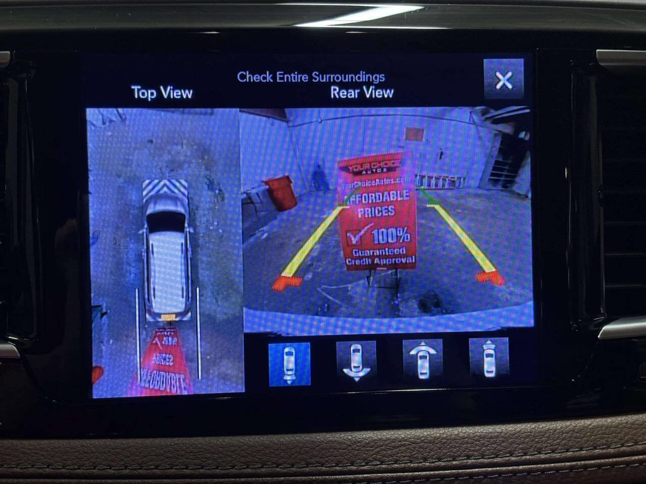 Used 2017 Chrysler Pacifica Limited FWD image 28