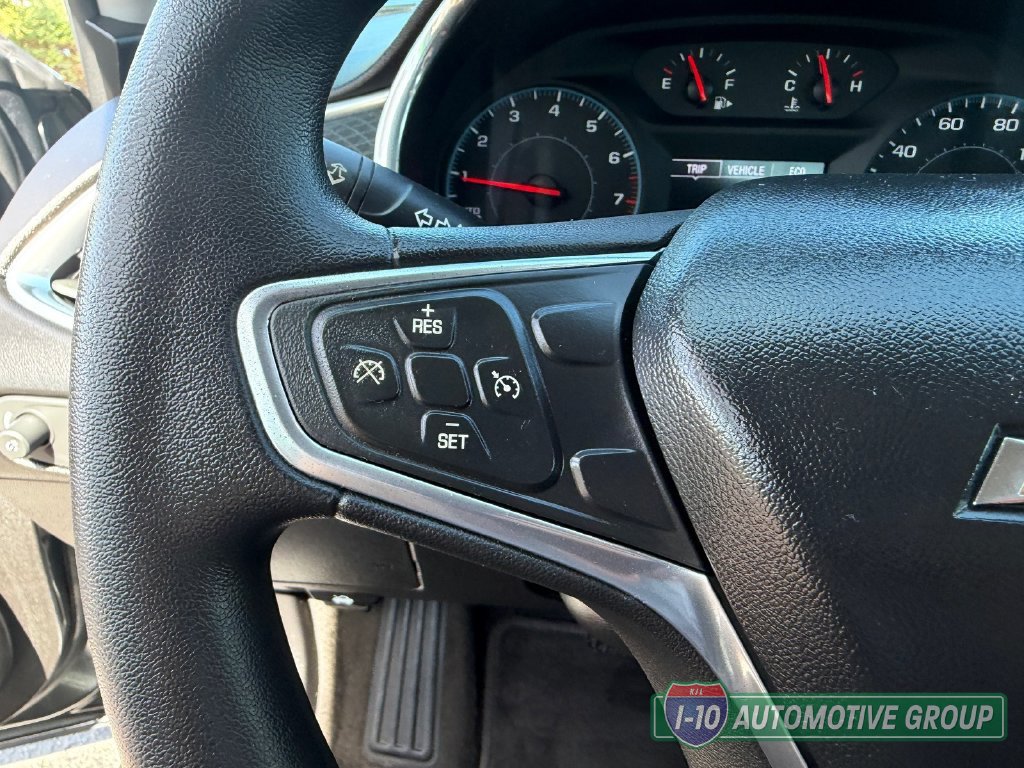 Used 2018 Chevrolet Malibu LT FWD image 19