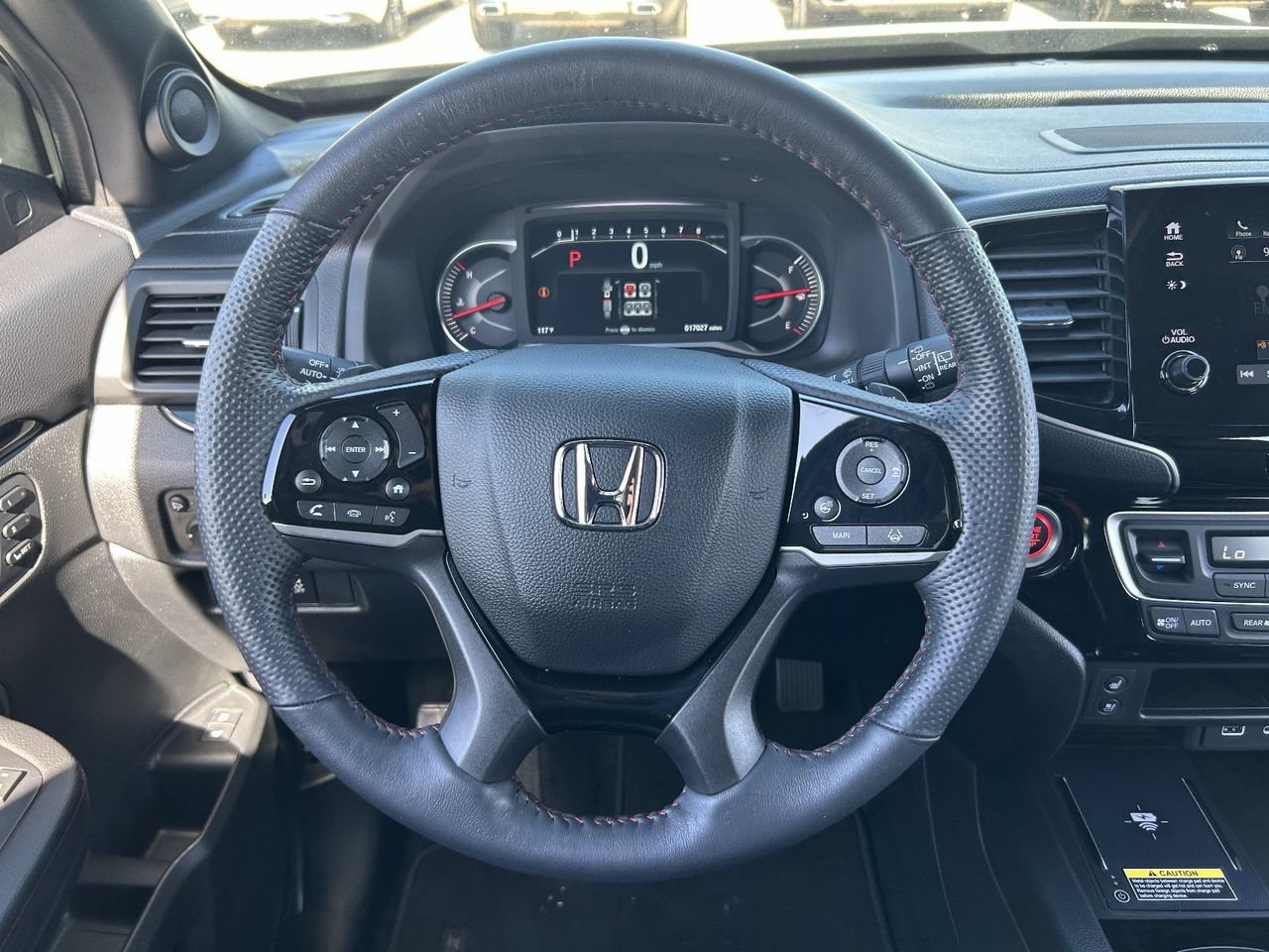 Used 2025 Honda Passport Black Edition image 23